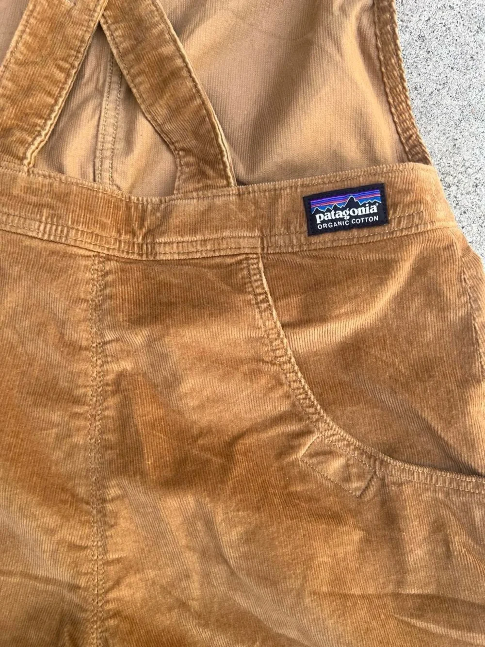NWT Patagonia Corduroy Stand Up Overalls Size 10 Wide Leg - Picture 6 of 8